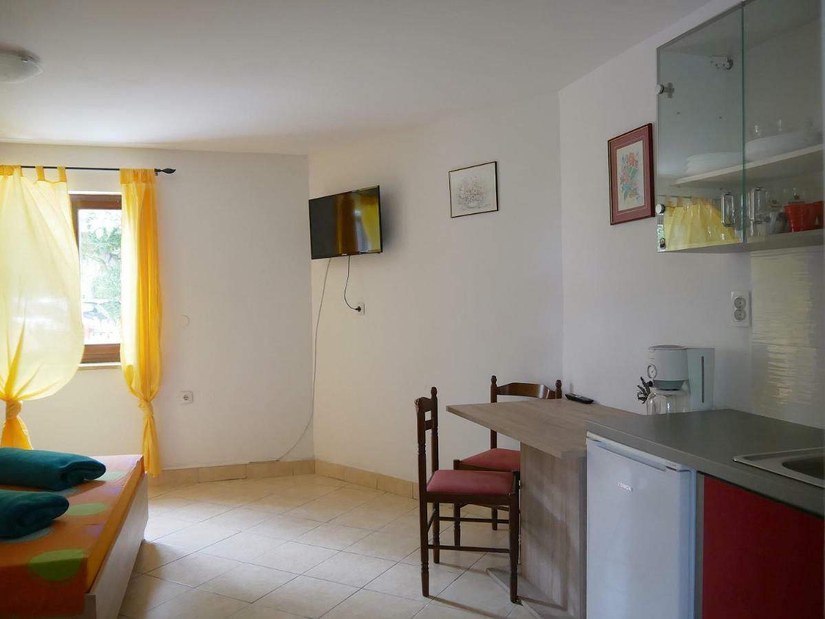 Apartment Gaga And Nia Krk Town Luaran gambar